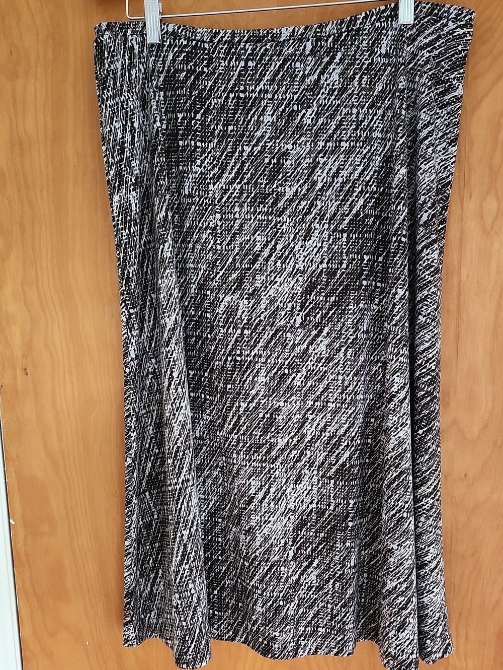 Jones New York Black and White Maxi Skirt